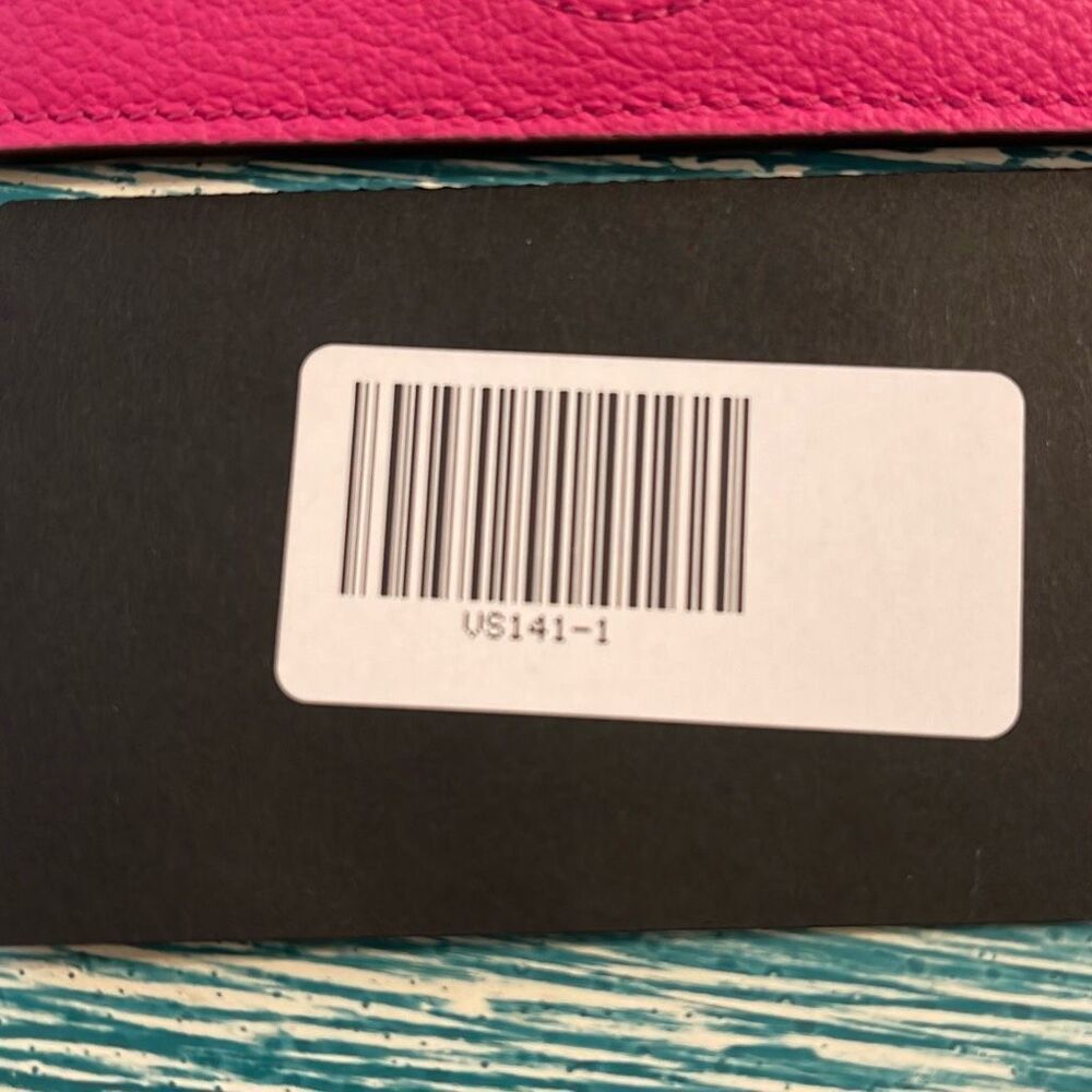 Versace Authentic Leather Medusa Card Holder - Picture 6 of 10